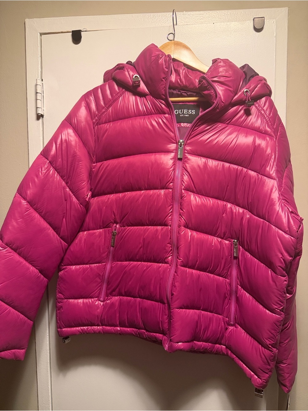Guess Pink Shiny Hooded Quilted Puffer Jacket with Hood; Size XL
